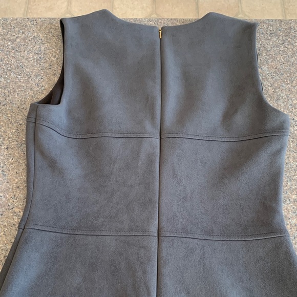 EUC DKNY Charcoal Gray Faux Suede Sleeveless Mini Dress Western Cowgirl Size 10 - Picture 7 of 9